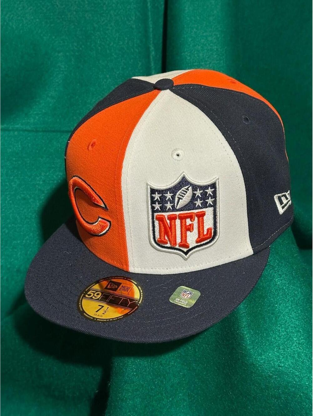 NFL Shield + Chicago Bears Logo Pinwheel Hat New Era 59FIFTY Fitted 7 1/2